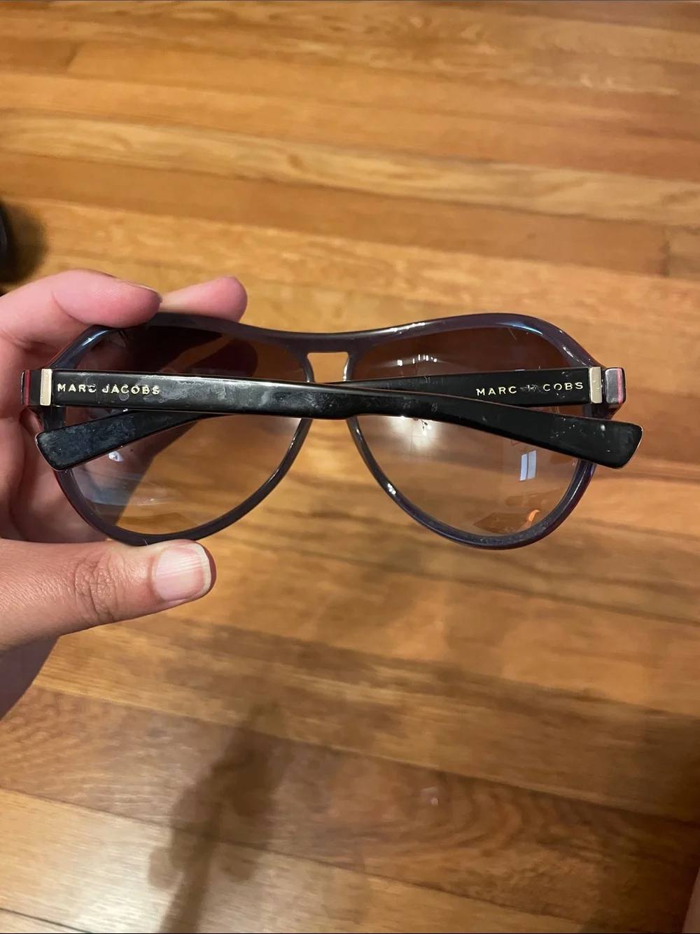 Marc Jacobs Women's Black Frame Sunglasses with Brown Gradient Lenses